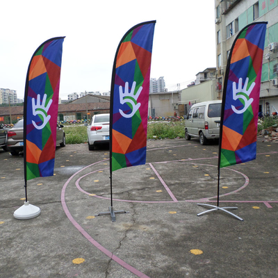 Larme extérieure de promotion imprimée par coutume de drapeau de plage annonçant des drapeaux
