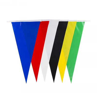 Drapeau de triangle d'ODM d'OEM fanant des drapeaux faits sur commande de ficelle de triangle de tissu du polyester 100D